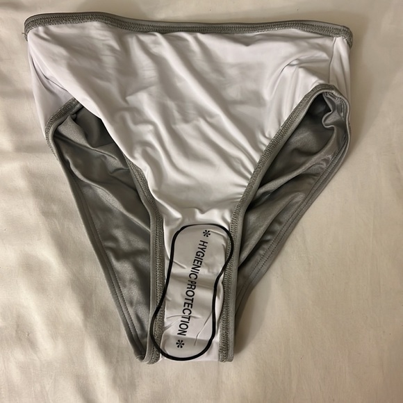 Nwt out from under silver high-waisted vintage style ruched bikini bottoms m - Picture 11 of 13